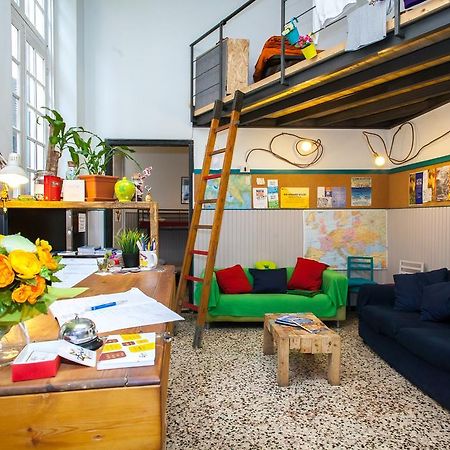 Ostellin Genova Hostel ภายนอก รูปภาพ