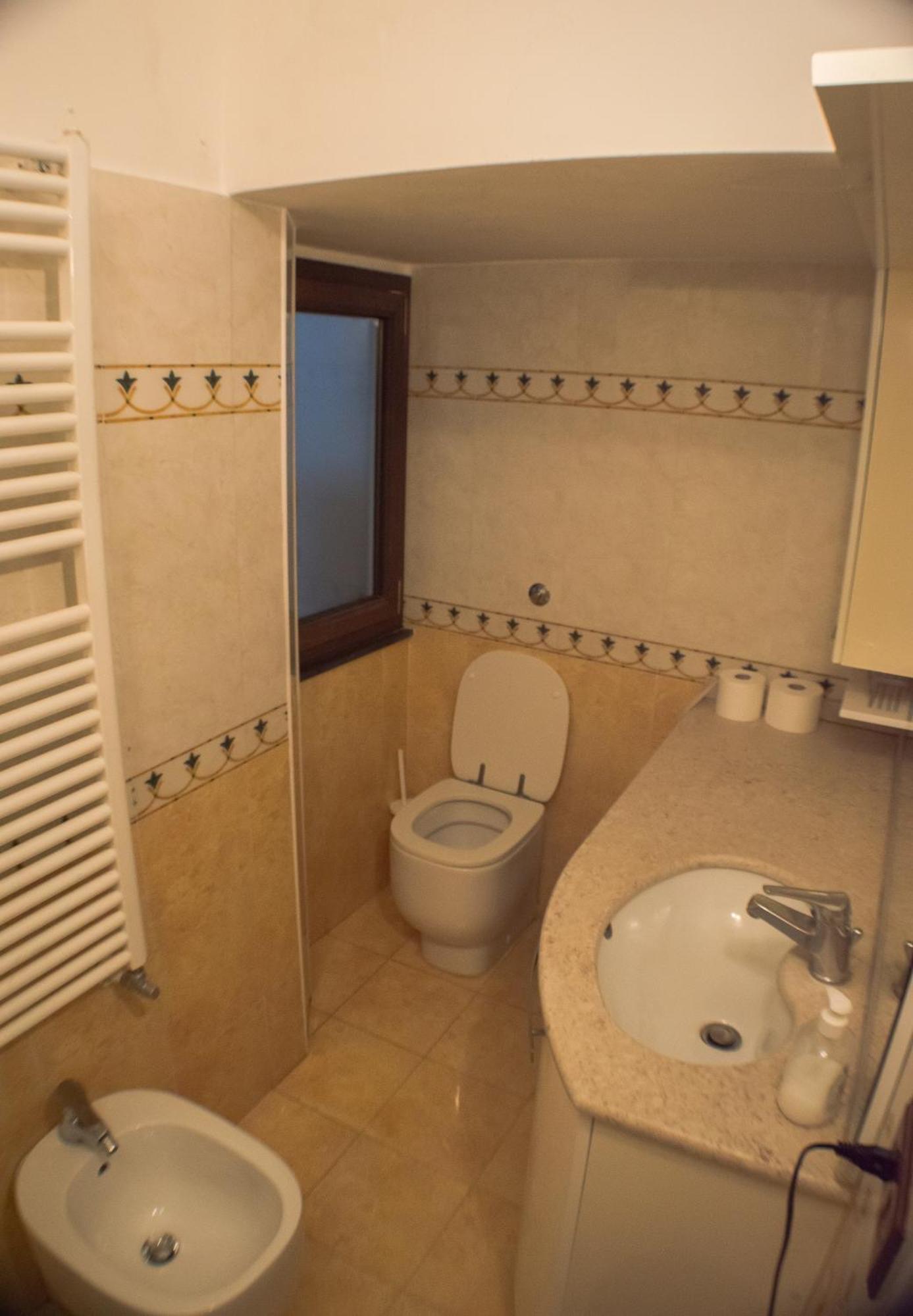 Ostellin Genova Hostel ภายนอก รูปภาพ